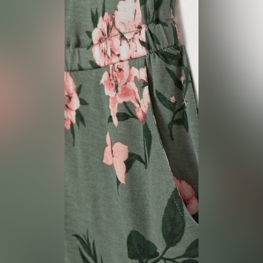 H&M pattern Jumpsuit - Picture 3 of 3
